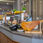 Хотел Golden Park