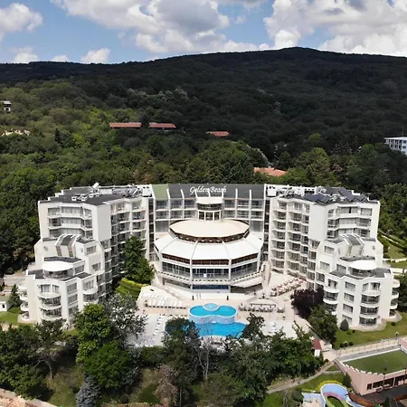 Golden Park Ξενοδοχείο 4*