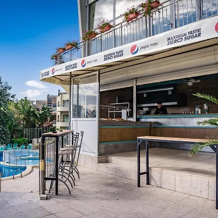 Golden Park מלון 4*