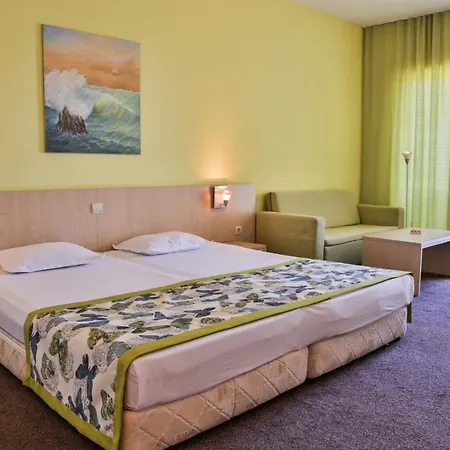 Golden Park Hotel