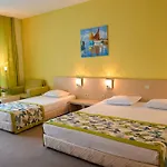 Golden Park Hotel 4*