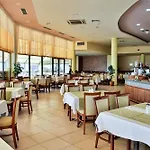 Hotel Golden Park 4*