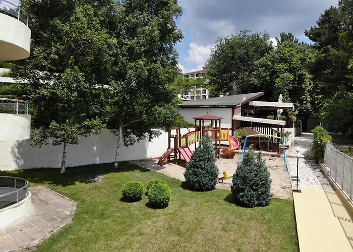 Golden Park Golden Sands