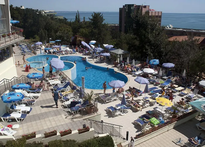 Golden Park Hotel 4*