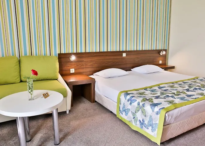 Golden Park Golden Sands